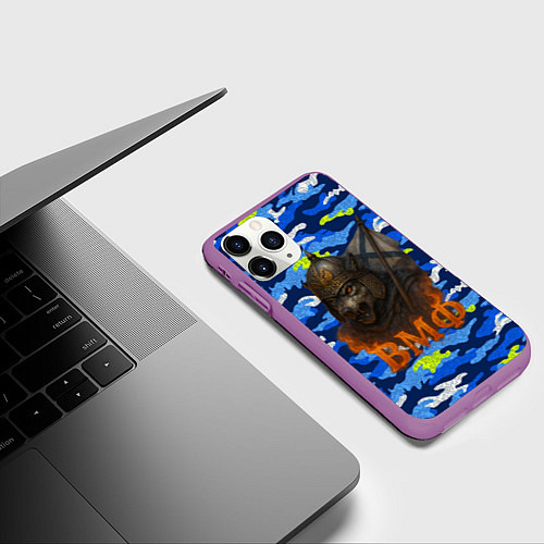 Чехол iPhone 11 Pro матовый ВМФ злой медведь в шлеме / 3D-Фиолетовый – фото 3