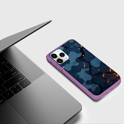 Чехол iPhone 11 Pro матовый Камуфляжные плиты текстура / 3D-Фиолетовый – фото 3