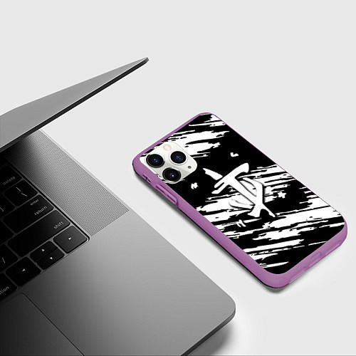 Чехол iPhone 11 Pro матовый Doom краски полосы / 3D-Фиолетовый – фото 3