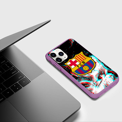 Чехол iPhone 11 Pro матовый Barcelona огонь глитч / 3D-Фиолетовый – фото 3