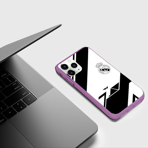 Чехол iPhone 11 Pro матовый Real Madrid geometry / 3D-Фиолетовый – фото 3