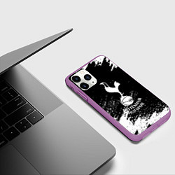Чехол iPhone 11 Pro матовый Тоттенхэм белые брызги красок, цвет: 3D-фиолетовый — фото 2