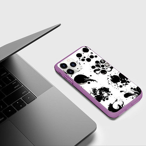Чехол iPhone 11 Pro матовый Чёрно-белые кляксы - абстракция / 3D-Фиолетовый – фото 3
