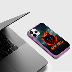 Чехол iPhone 11 Pro матовый Stay wild волк в огне, цвет: 3D-фиолетовый — фото 2