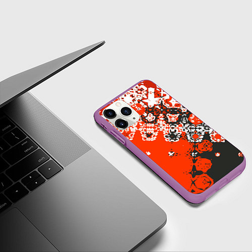 Чехол iPhone 11 Pro матовый Красно-черная метаморфоза / 3D-Фиолетовый – фото 3