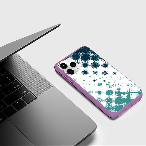 Чехол iPhone 11 Pro матовый Узорчатые пятна по диагонали / 3D-Фиолетовый – фото 3