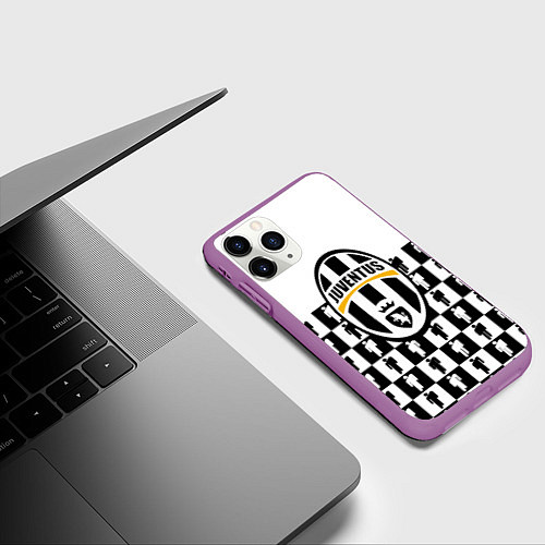 Чехол iPhone 11 Pro матовый Juventus болельщики паттерн / 3D-Фиолетовый – фото 3