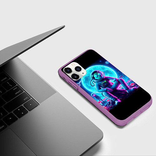 Чехол iPhone 11 Pro матовый Космонавты Рик и Морти - неоновый космос / 3D-Фиолетовый – фото 3