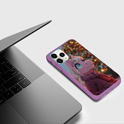Чехол iPhone 11 Pro матовый Лошадка у новогодней елки, цвет: 3D-фиолетовый — фото 2