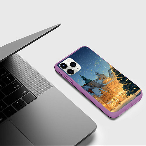 Чехол iPhone 11 Pro матовый Новый год в старом городе / 3D-Фиолетовый – фото 3