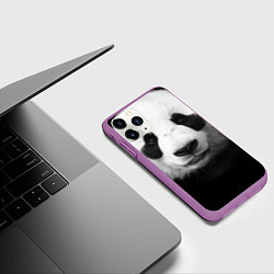Чехол iPhone 11 Pro матовый Взгляд панды, цвет: 3D-фиолетовый — фото 2