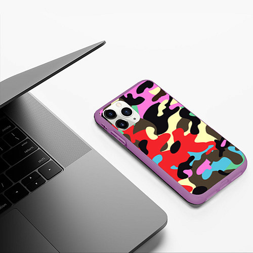 Чехол iPhone 11 Pro матовый Яркий камуфляж / 3D-Фиолетовый – фото 3