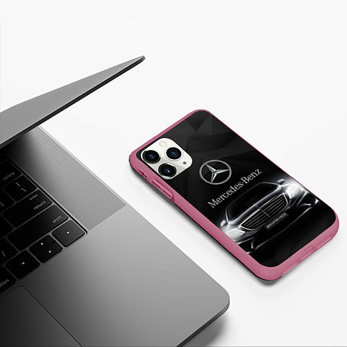 Чехол iPhone 11 Pro матовый Mercedes / 3D-Малиновый – фото 3