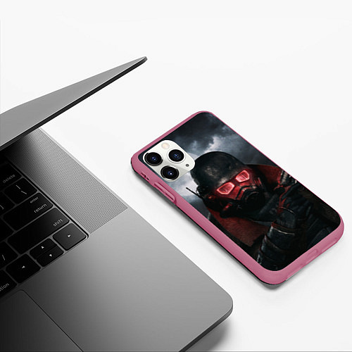 Чехол iPhone 11 Pro матовый Fallout: New Vegas / 3D-Малиновый – фото 3