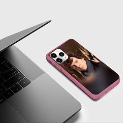 Чехол iPhone 11 Pro матовый Бенедикт Камбербэтч 1, цвет: 3D-малиновый — фото 2