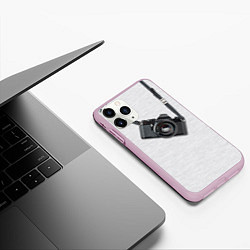 Чехол iPhone 11 Pro матовый Фотоаппарат на груди, цвет: 3D-розовый — фото 2