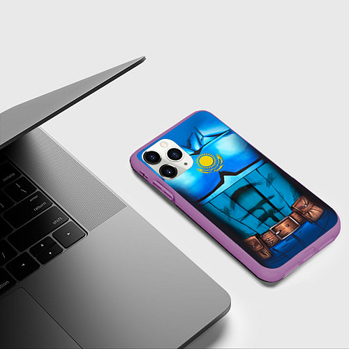 Чехол iPhone 11 Pro матовый Капитан Казахстан / 3D-Фиолетовый – фото 3