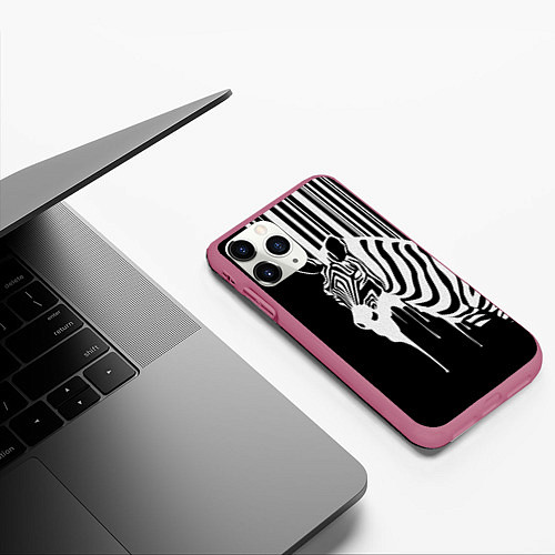 Чехол iPhone 11 Pro матовый Жидкая зебра / 3D-Малиновый – фото 3