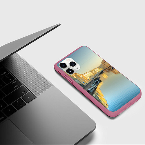 Чехол iPhone 11 Pro матовый Питер / 3D-Малиновый – фото 3