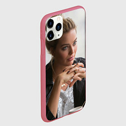 Чехол iPhone 11 Pro матовый Робби Марго в кафе, цвет: 3D-малиновый — фото 2