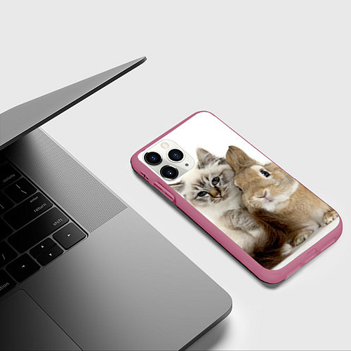 Чехол iPhone 11 Pro матовый Кот и кролик пушистые / 3D-Малиновый – фото 3