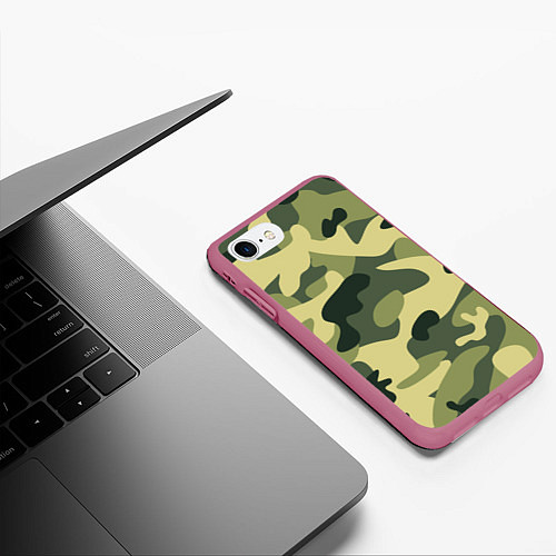 Чехол iPhone 7/8 матовый Камуфляж: зеленый/хаки / 3D-Малиновый – фото 3