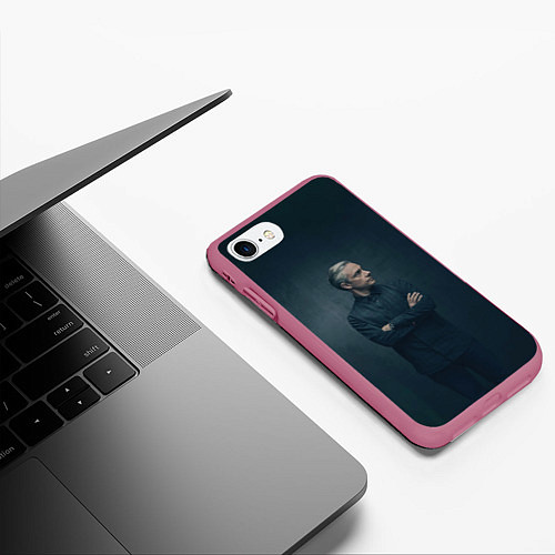Чехол iPhone 7/8 матовый Доктор в рубашке / 3D-Малиновый – фото 3