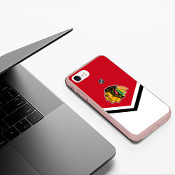 Чехол iPhone 7/8 матовый NHL: Chicago Blackhawks, цвет: 3D-светло-розовый — фото 2