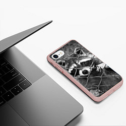 Чехол iPhone 7/8 матовый Енот за решеткой, цвет: 3D-светло-розовый — фото 2