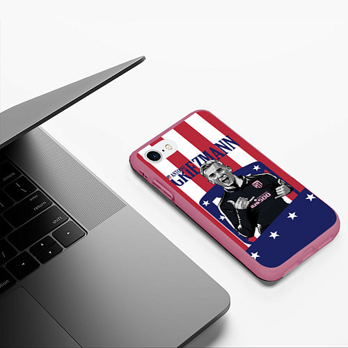 Чехол iPhone 7/8 матовый Griezmann: Atletico Star / 3D-Малиновый – фото 3