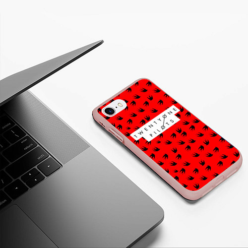 Чехол iPhone 7/8 матовый 21 Pilots: Red Style / 3D-Светло-розовый – фото 3