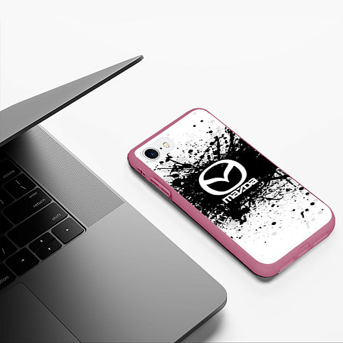 Чехол iPhone 7/8 матовый Mazda: Black Spray / 3D-Малиновый – фото 3