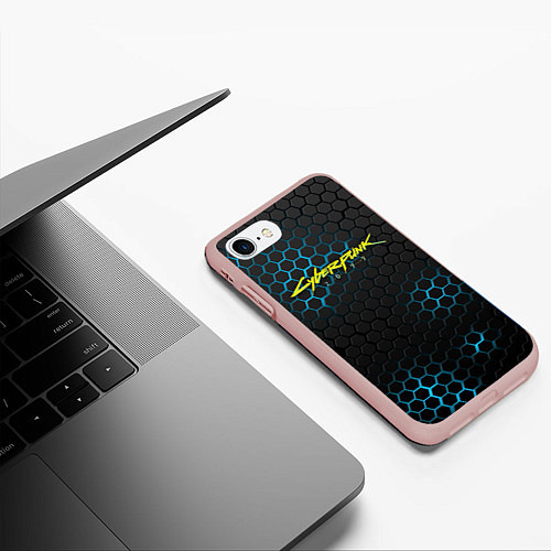 Чехол iPhone 7/8 матовый Cyberpunk 2077: Blue Carbon / 3D-Светло-розовый – фото 3