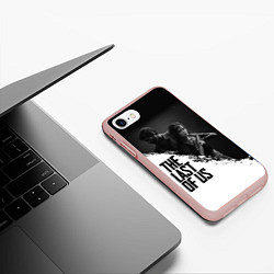 Чехол iPhone 7/8 матовый The Last of Us: White & Black, цвет: 3D-светло-розовый — фото 2