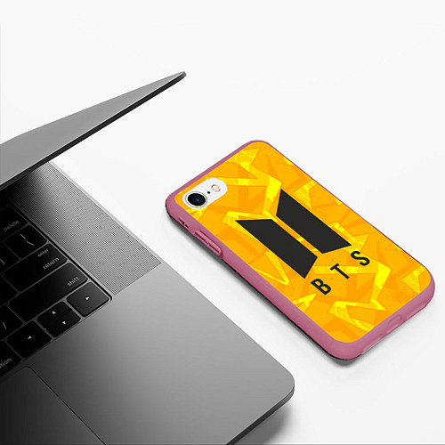 Чехол iPhone 7/8 матовый BTS: Yellow Style / 3D-Малиновый – фото 3