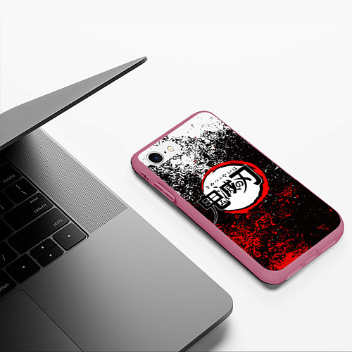 Чехол iPhone 7/8 матовый KIMETSU NO YAIBA / 3D-Малиновый – фото 3