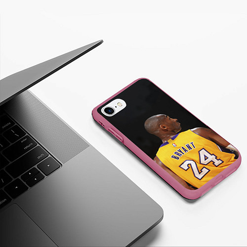 Чехол iPhone 7/8 матовый Kobe Bryant / 3D-Малиновый – фото 3