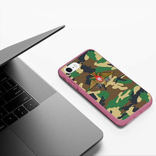 Чехол iPhone 7/8 матовый Камуфляж Войска связи / 3D-Малиновый – фото 3