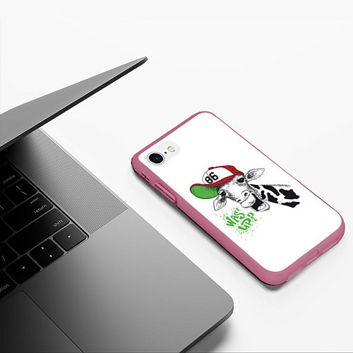 Чехол iPhone 7/8 матовый Крутой жираф / 3D-Малиновый – фото 3