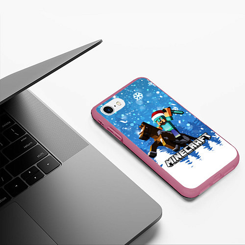 Чехол iPhone 7/8 матовый Новогодний Манкрафт на коне / 3D-Малиновый – фото 3