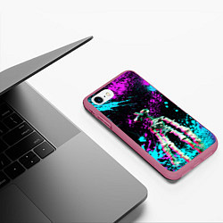 Чехол iPhone 7/8 матовый Siren Head - Ultra Glitch, цвет: 3D-малиновый — фото 2