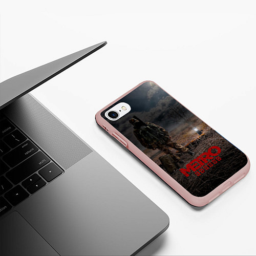 Чехол iPhone 7/8 матовый Metro одинокий сталкер / 3D-Светло-розовый – фото 3