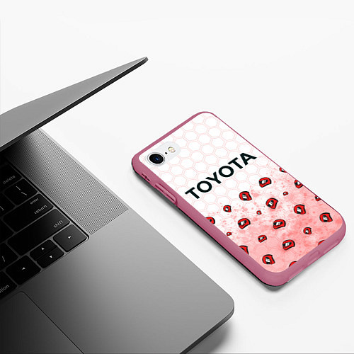 Чехол iPhone 7/8 матовый Тойота - Racing Паттерн / 3D-Малиновый – фото 3