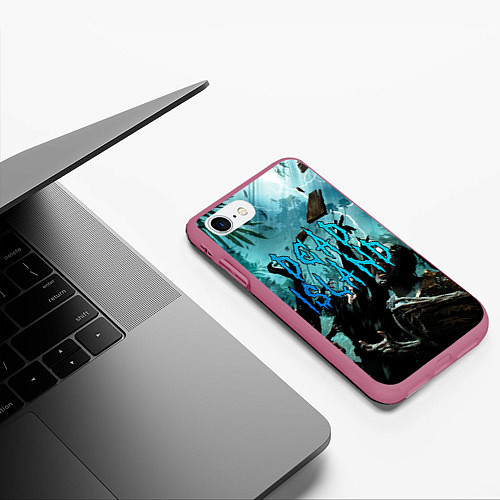 Чехол iPhone 7/8 матовый Толпа зомби / 3D-Малиновый – фото 3