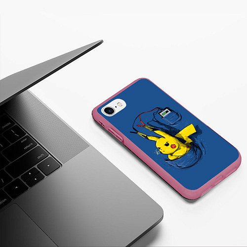 Чехол iPhone 7/8 матовый Пикачу - зарядка / 3D-Малиновый – фото 3