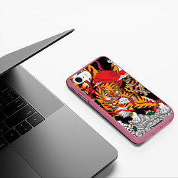 Чехол iPhone 7/8 матовый Самурайский тигр, цвет: 3D-малиновый — фото 2