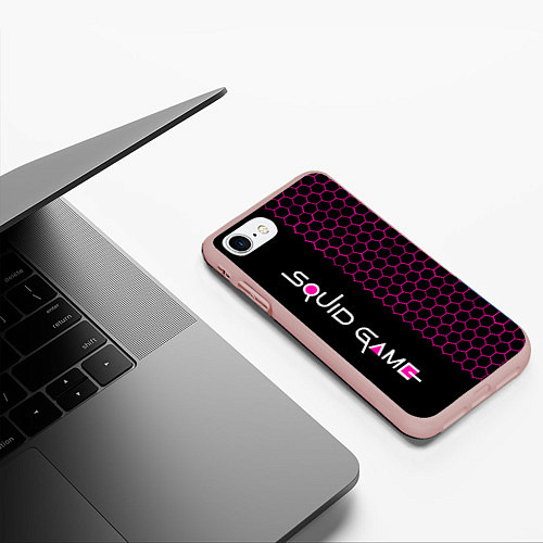 Чехол iPhone 7/8 матовый Игра в кальмара: Соты / 3D-Светло-розовый – фото 3