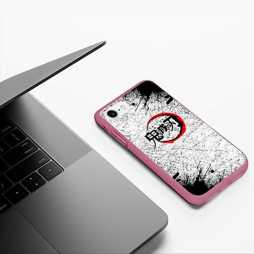 Чехол iPhone 7/8 матовый Клинок рассекающий демонов гранж / 3D-Малиновый – фото 3