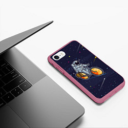 Чехол iPhone 7/8 матовый Космонавт на велосипеде, цвет: 3D-малиновый — фото 2
