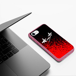 Чехол iPhone 7/8 матовый Алиса красные брызги, цвет: 3D-малиновый — фото 2